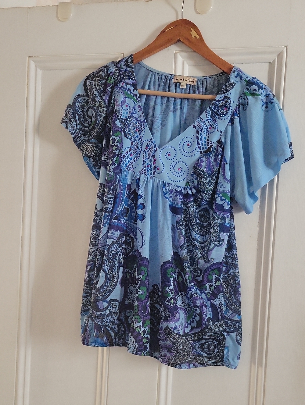 Vintage Live and Let Live Top - L